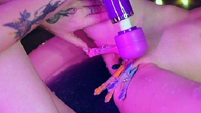 Cover for 'Lesbian Pussy Play On A Jelly Pool'