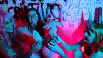 Cover for 'Lesbian Threesome Loves To Tickle & Foot Worship'