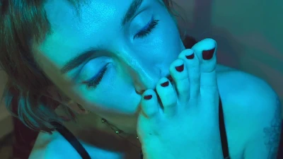 Cover for 'Can You Fit Your Tongue In Between Each Of My Toes?'